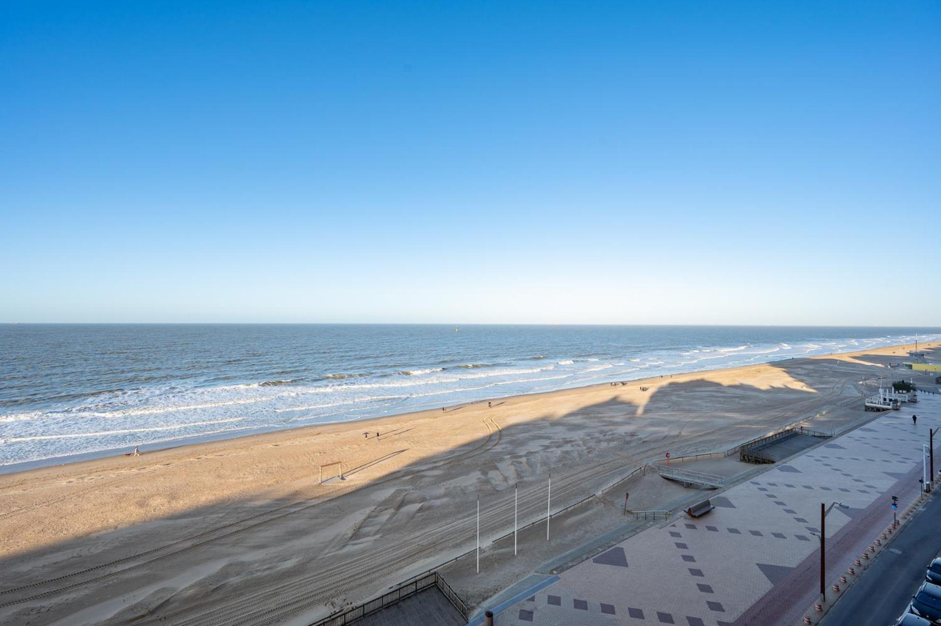 7E Verdiep Appartement Op De Zeedijk In Knokke Voor Max 6 Personen Exterior foto