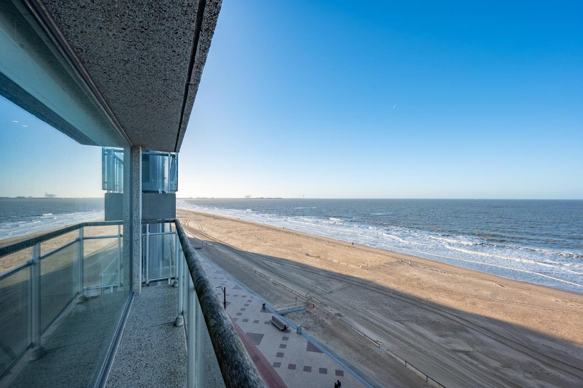 7E Verdiep Appartement Op De Zeedijk In Knokke Voor Max 6 Personen Exterior foto