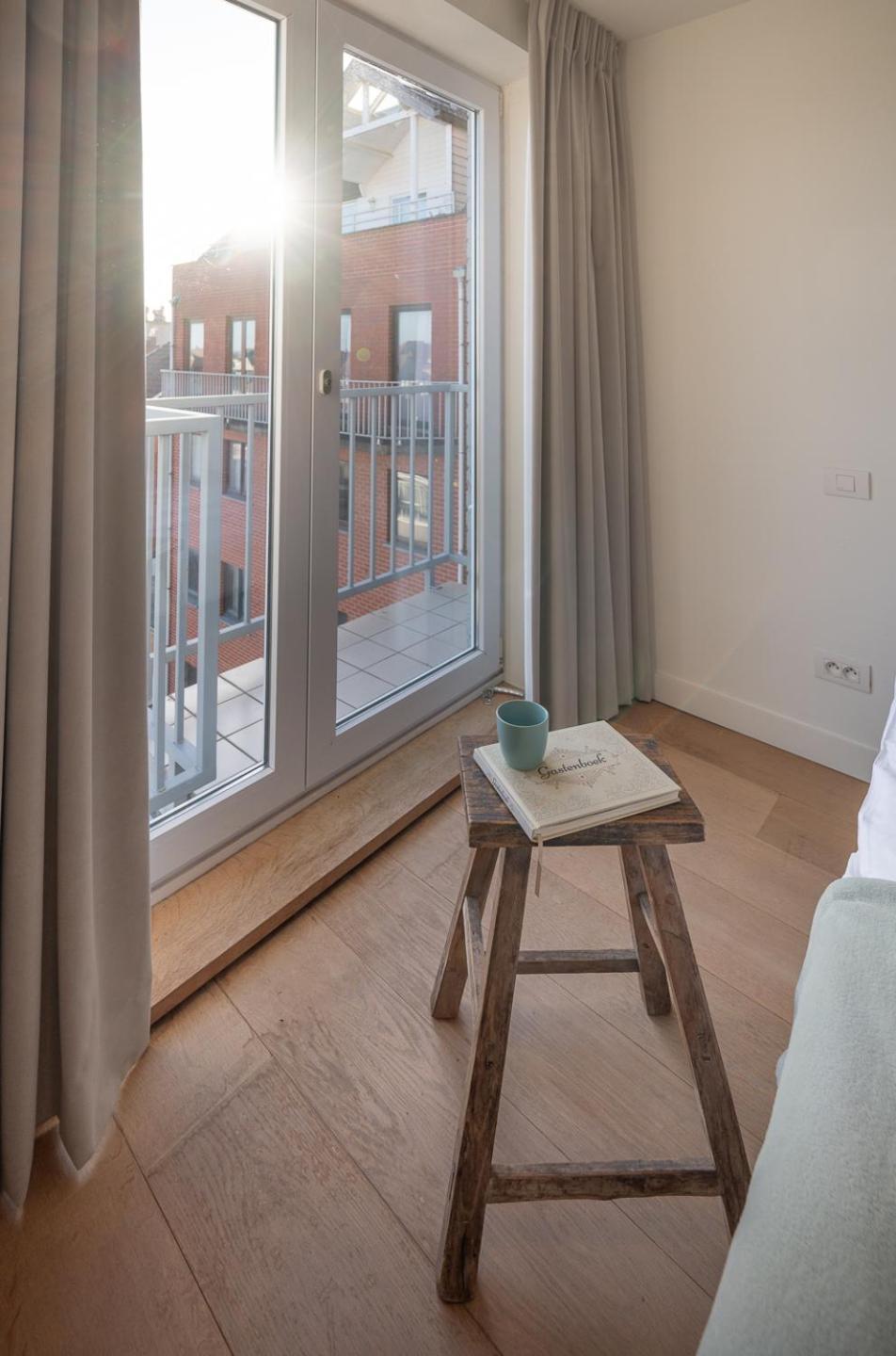 7E Verdiep Appartement Op De Zeedijk In Knokke Voor Max 6 Personen Exterior foto