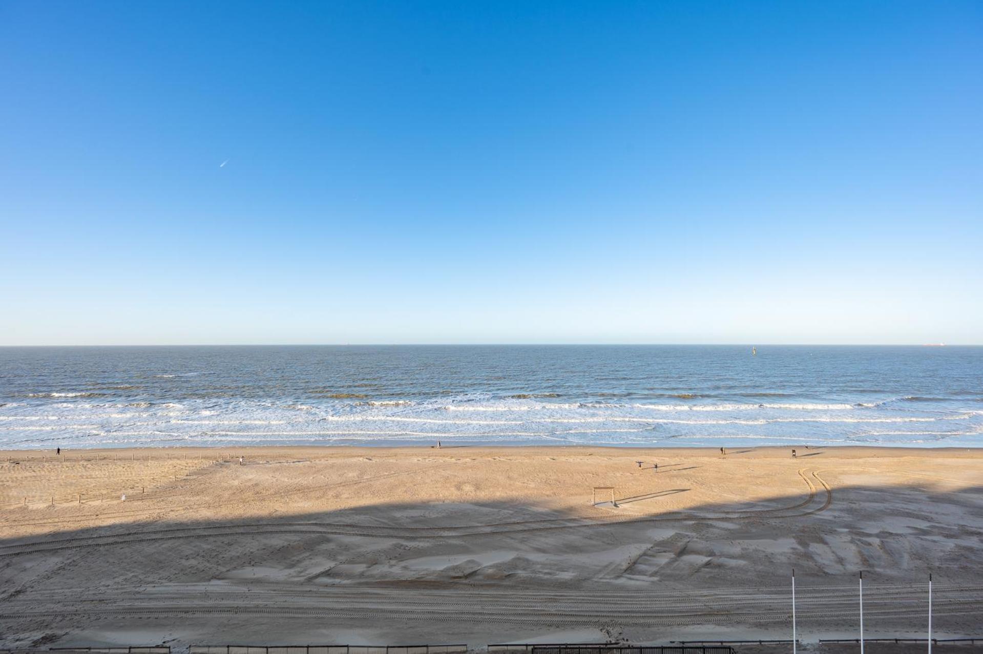 7E Verdiep Appartement Op De Zeedijk In Knokke Voor Max 6 Personen Exterior foto